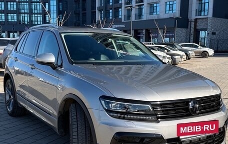 Volkswagen Tiguan II, 2018 год, 3 420 000 рублей, 2 фотография