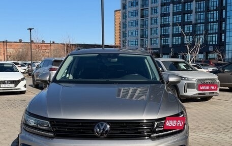 Volkswagen Tiguan II, 2018 год, 3 420 000 рублей, 3 фотография