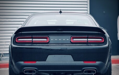 Dodge Challenger III рестайлинг 2, 2023 год, 15 500 000 рублей, 2 фотография
