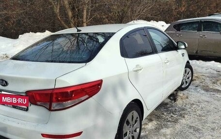 KIA Rio III рестайлинг, 2015 год, 750 000 рублей, 5 фотография