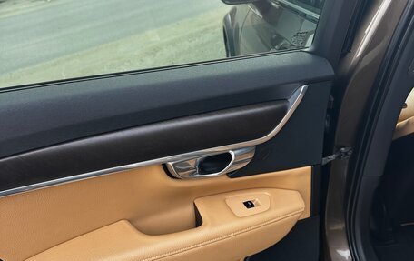 Volvo V90 Cross Country I рестайлинг, 2017 год, 3 500 000 рублей, 16 фотография