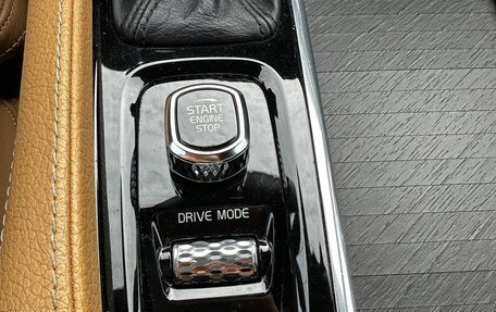 Volvo V90 Cross Country I рестайлинг, 2017 год, 3 500 000 рублей, 27 фотография