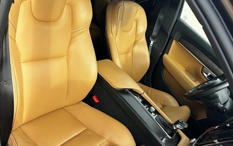 Volvo V90 Cross Country I рестайлинг, 2017 год, 3 500 000 рублей, 26 фотография