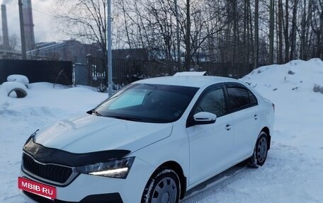 Skoda Rapid II, 2021 год, 1 050 000 рублей, 2 фотография