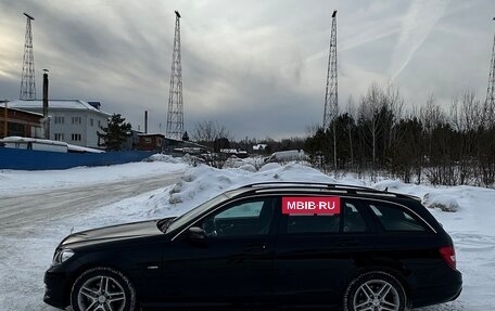 Mercedes-Benz C-Класс, 2011 год, 1 500 000 рублей, 2 фотография