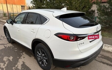 Mazda CX-4, 2023 год, 2 850 000 рублей, 7 фотография