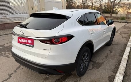 Mazda CX-4, 2023 год, 2 850 000 рублей, 12 фотография