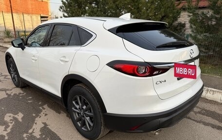 Mazda CX-4, 2023 год, 2 850 000 рублей, 8 фотография