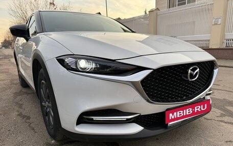 Mazda CX-4, 2023 год, 2 850 000 рублей, 2 фотография