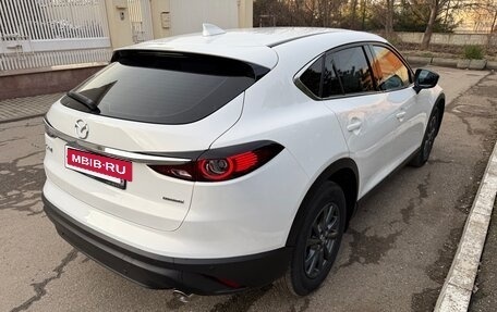 Mazda CX-4, 2023 год, 2 850 000 рублей, 11 фотография