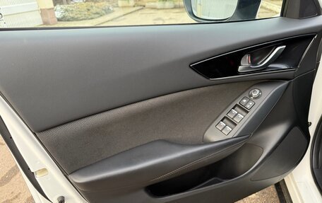 Mazda CX-4, 2023 год, 2 850 000 рублей, 17 фотография