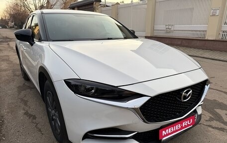 Mazda CX-4, 2023 год, 2 850 000 рублей, 14 фотография