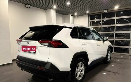 Toyota RAV4, 2020 год, 3 249 000 рублей, 3 фотография
