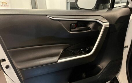 Toyota RAV4, 2020 год, 3 249 000 рублей, 20 фотография