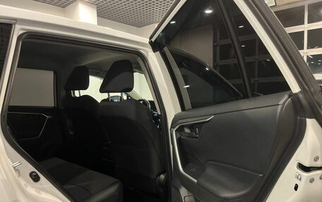 Toyota RAV4, 2020 год, 3 249 000 рублей, 15 фотография