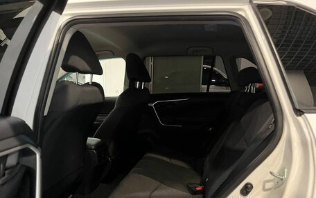 Toyota RAV4, 2020 год, 3 249 000 рублей, 24 фотография