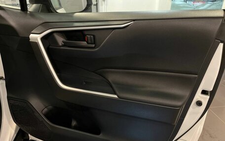 Toyota RAV4, 2020 год, 3 249 000 рублей, 26 фотография