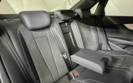 Audi A4, 2018 год, 2 610 000 рублей, 17 фотография