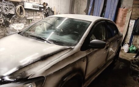 Volkswagen Polo VI (EU Market), 2012 год, 650 000 рублей, 2 фотография