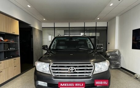 Toyota Land Cruiser 200, 2011 год, 3 090 000 рублей, 3 фотография