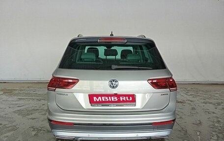 Volkswagen Tiguan II, 2020 год, 3 118 000 рублей, 6 фотография