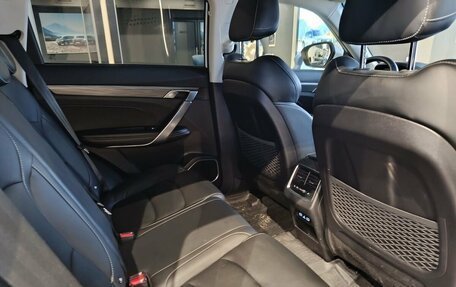 Geely Atlas, 2022 год, 1 929 000 рублей, 9 фотография