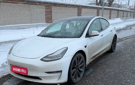 Tesla Model 3 I, 2020 год, 2 900 000 рублей, 1 фотография