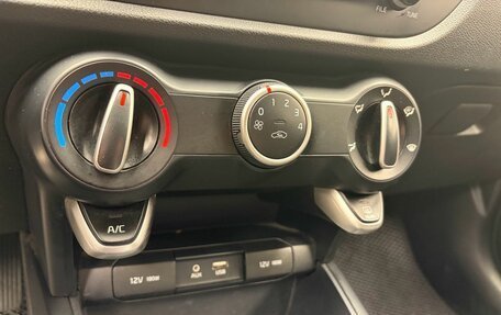 KIA Rio IV, 2018 год, 1 239 900 рублей, 13 фотография