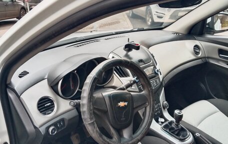 Chevrolet Cruze II, 2014 год, 550 000 рублей, 5 фотография