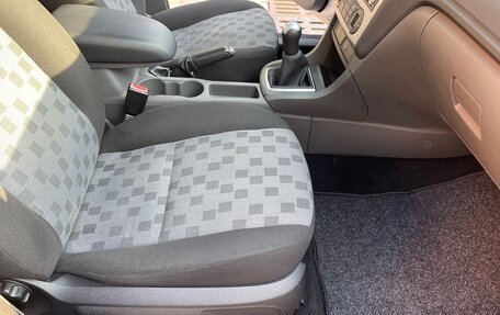 Ford Focus II рестайлинг, 2006 год, 650 000 рублей, 23 фотография