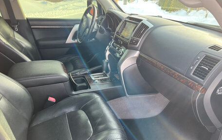 Toyota Land Cruiser 200, 2014 год, 3 900 000 рублей, 12 фотография