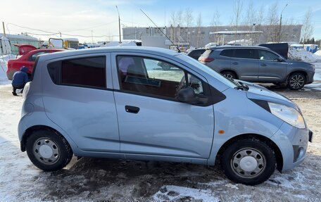 Chevrolet Spark III, 2011 год, 490 000 рублей, 4 фотография