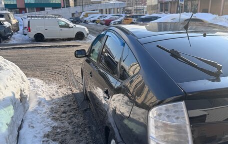 Toyota Prius, 2006 год, 700 000 рублей, 4 фотография