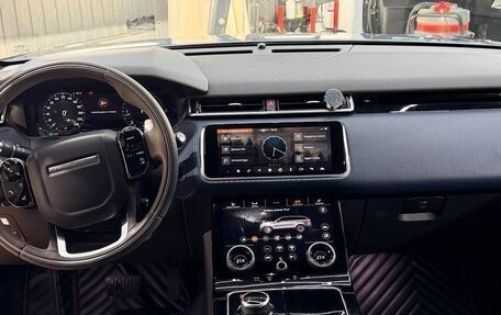 Land Rover Range Rover Velar I, 2017 год, 4 300 000 рублей, 5 фотография