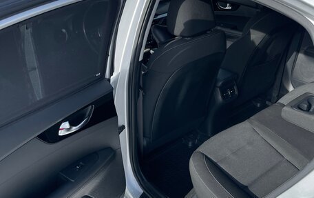 KIA Cerato IV, 2021 год, 2 350 000 рублей, 13 фотография