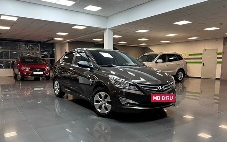 Hyundai Solaris II рестайлинг, 2015 год, 945 000 рублей, 5 фотография