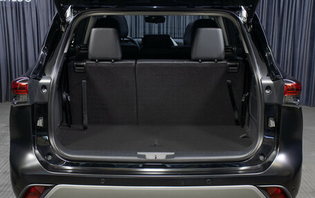 Toyota Highlander, 2025 год, 6 200 000 рублей, 10 фотография