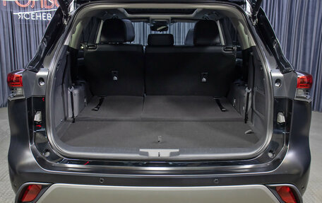 Toyota Highlander, 2025 год, 6 200 000 рублей, 9 фотография