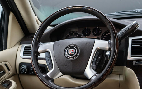 Cadillac Escalade III, 2007 год, 1 350 000 рублей, 14 фотография