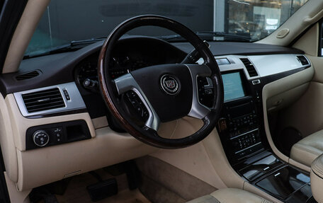 Cadillac Escalade III, 2007 год, 1 350 000 рублей, 15 фотография
