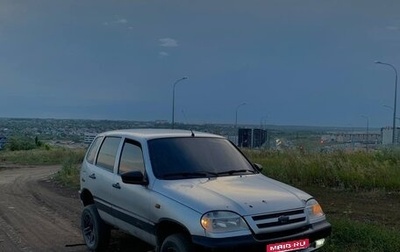 Chevrolet Niva I рестайлинг, 2003 год, 210 000 рублей, 1 фотография