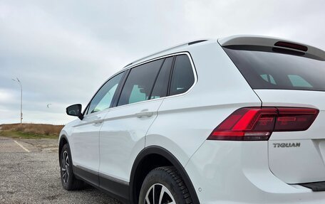 Volkswagen Tiguan II, 2018 год, 2 550 000 рублей, 4 фотография