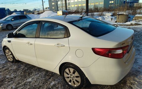 KIA Rio III рестайлинг, 2013 год, 700 000 рублей, 2 фотография