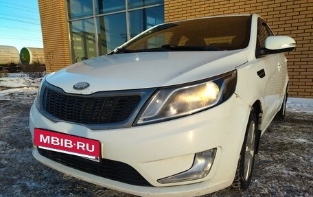 KIA Rio III рестайлинг, 2013 год, 700 000 рублей, 8 фотография