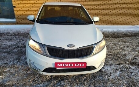 KIA Rio III рестайлинг, 2013 год, 700 000 рублей, 6 фотография
