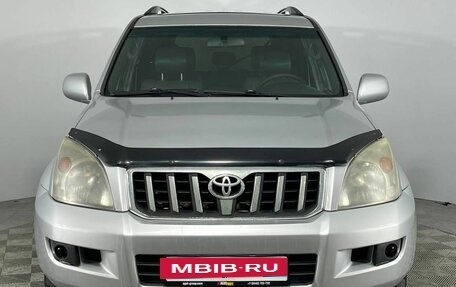Toyota Land Cruiser Prado 120 рестайлинг, 2003 год, 1 270 000 рублей, 2 фотография
