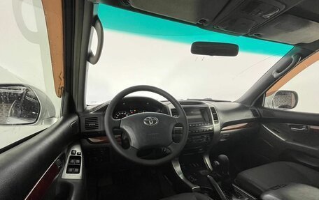 Toyota Land Cruiser Prado 120 рестайлинг, 2003 год, 1 270 000 рублей, 13 фотография