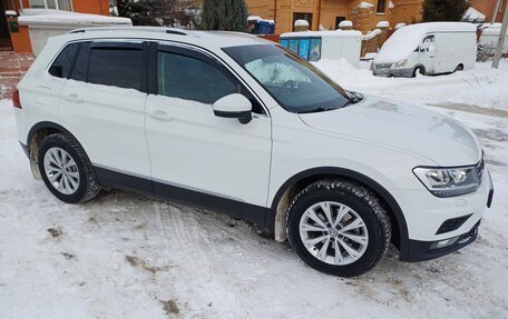 Volkswagen Tiguan II, 2017 год, 2 650 000 рублей, 1 фотография