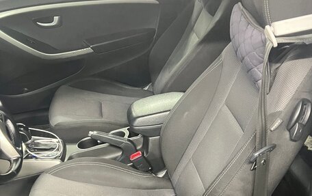 Hyundai i30 II рестайлинг, 2013 год, 910 000 рублей, 11 фотография