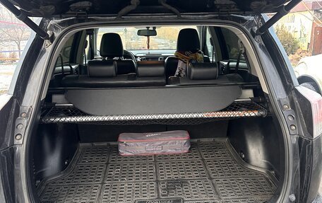 Toyota RAV4, 2017 год, 2 350 000 рублей, 4 фотография